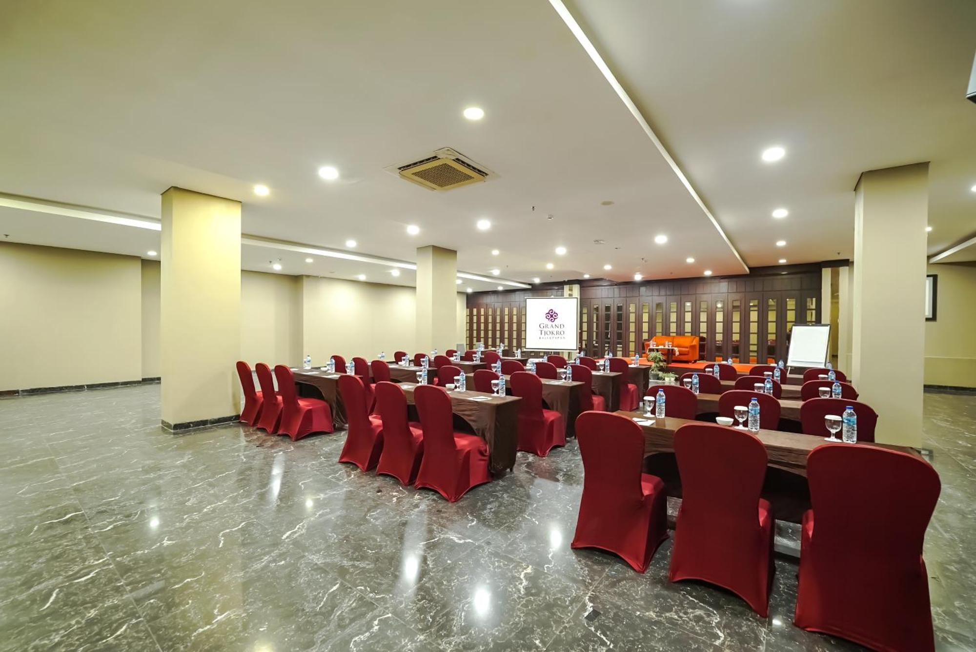 Grand Tjokro Hotel Balikpapan Ngoại thất bức ảnh